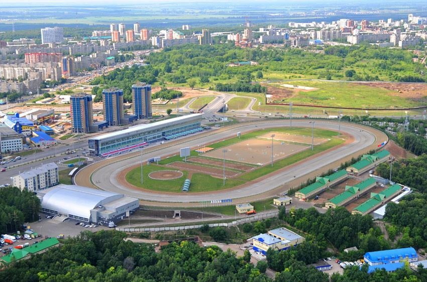 Ипподром мирового класса общим планом